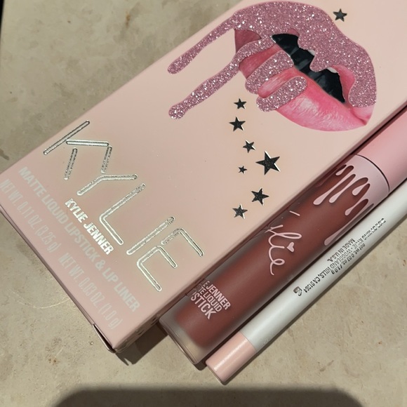 Kylie By Kylie Jenner matte liquid lipstick and lip liner twenty bday coll - Picture 2 of 5